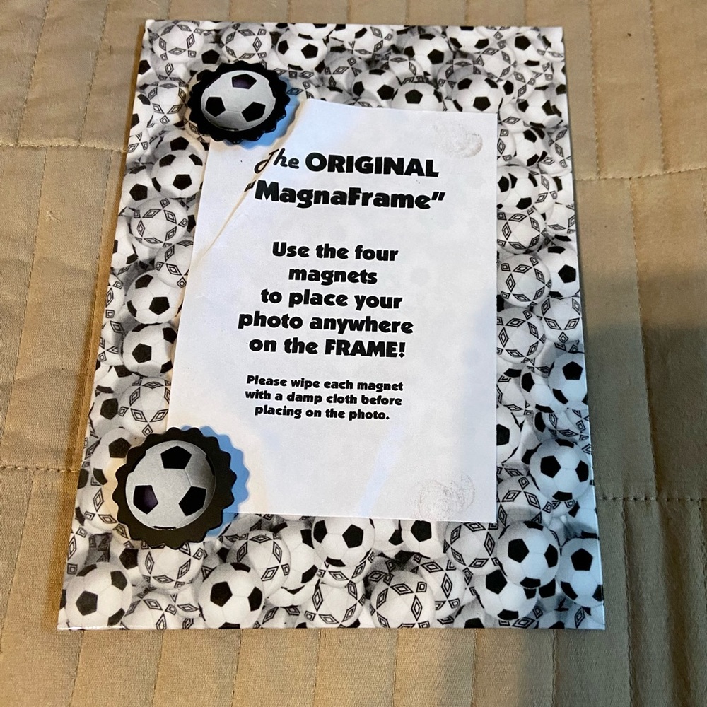 Magnetic soccer frame